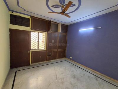 Bedroom Image of 1200 Sq.ft 2 BHK Independent House for rent in Sector 19 Noida for Rs. 32000