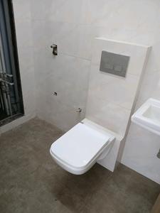 Ashapura Zynergy Common Bathroom 4