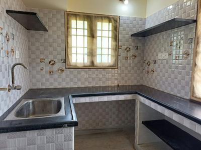 Kitchen Image of 820 Sq.ft 2 BHK Apartment / Flat for rent in Ramapuram Chennai for Rs. 23000