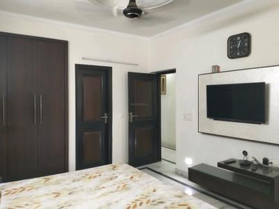 Bedroom Image of 2200 Sq.ft 4 BHK Apartment / Flat for rent in Patparganj New Delhi for Rs. 85000