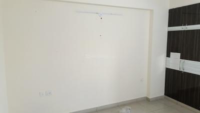 Bedroom Image of 1060 Sq.ft 2 BHK Apartment / Flat for sale in Vaishali Ghaziabad for Rs. 8200000