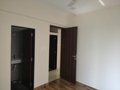 Bedroom Image of 1035 Sq.ft 2 BHK Apartment / Flat for rent in Kanakia Niharika, Thane West Thane for Rs. 46500