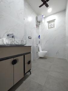 Kitchen Image of 4500 Sq.ft 5 BHK Apartment / Flat for rent in Burari New Delhi for Rs. 200000