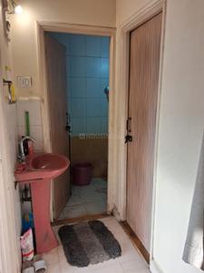 Bathroom Image of 600 Sq.ft 1 BHK Apartment / Flat for sale in Dhankawadi Pune for Rs. 4500000
