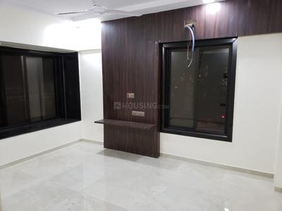 Bedroom Image of 750 Sq.ft 2 BHK Apartment / Flat for rent in Wellington Apartment, Andheri West Mumbai for Rs. 90000