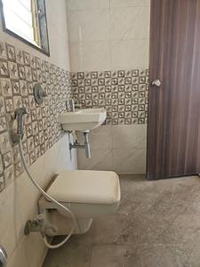 Common Bathroom Image of 611 Sq.ft 1 BHK Apartment / Flat for rent in Wadgaon Sheri Pune for Rs. 26000
