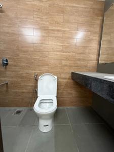 Image of 1000 Sq.ft 2 BHK Apartment / Flat for sale in Kalpataru Magnus, Bandra East, Mumbai for Rs. 47000000