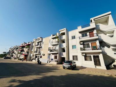 Image of 1250 Sq.ft 4 BHK Builder Floor for sale in Sare Spring View Heights, Lal Kuan, Ghaziabad for Rs. 8000000