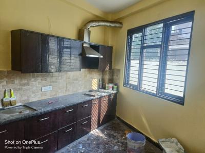 Kitchen Image of 2000 Sq.ft 2 BHK Apartment / Flat for rent in Shashi Apartment, Kalyanpur Kanpur for Rs. 12000
