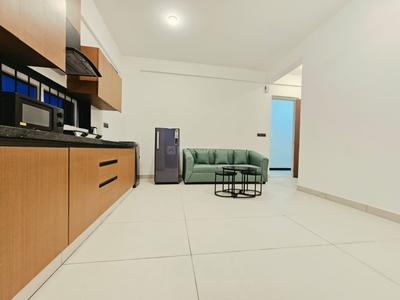 Kitchen Image of 700 Sq.ft 1 BHK Apartment / Flat for rent in Domlur Layout Bengaluru for Rs. 43000