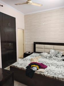 Bedroom Image of 2 bhk fully furnished flat, one room available in Indirapuram, Ghaziabad
