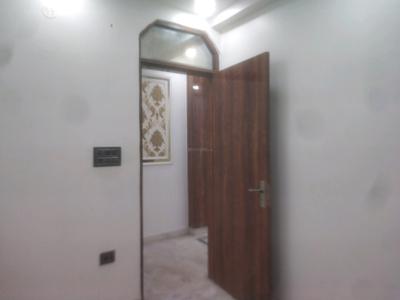 Bedroom Image of 1000 Sq.ft 3 BHK Builder Floor for sale in Jamia Nagar New Delhi for Rs. 7200000