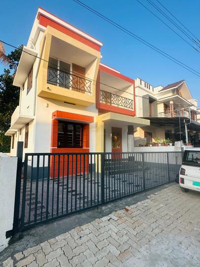 Aluva muppathadom house for sale Main Image 1