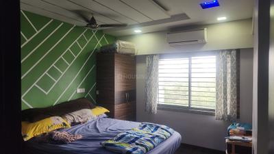 Bedroom Image of 1300 Sq.ft 2.5 BHK Apartment / Flat for rent in Jhaveri Silver Lake Vista, New Rani Bagh Indore for Rs. 32000