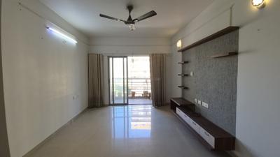 Living Room Image of 1850 Sq.ft 3 BHK Apartment / Flat for rent in Adani The Meadows, Shantigram Ahmedabad for Rs. 45000