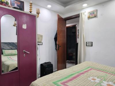 Bedroom Image of 1000 Sq.ft 3 BHK Apartment / Flat for sale in Sun View Apartment, Chhattarpur New Delhi for Rs. 6700000