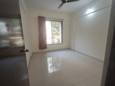 Bedroom Image of 950 Sq.ft 2 BHK Apartment / Flat for rent in Saakaar Almond Park, Hadapsar Pune for Rs. 26000