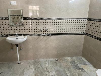 Bathroom Image of 3500 Sq.ft 4 BHK Independent House for sale in Ashiyana Lucknow for Rs. 22500000