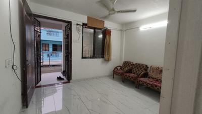 Living Room Image of 700 Sq.ft 1 BHK Builder Floor for rent in Jahangirabad Surat for Rs. 12500