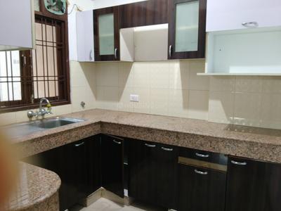Kitchen Image of 1150 Sq.ft 3 BHK Apartment / Flat for rent in SRS Royal Hills, Sector 87 Faridabad for Rs. 18000