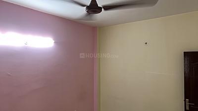 Bedroom Image of 1213 Sq.ft 2.5 BHK Apartment / Flat for sale in Wave Floors, Wave City Ghaziabad for Rs. 9500000