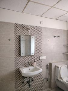 Bedroom One Image of 2350 Sq.ft 4 BHK Apartment / Flat for sale in Omaxe Heights, Sector 86 Faridabad for Rs. 30000000