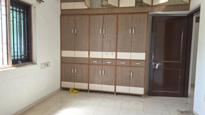 Bedroom Image of 1600 Sq.ft 4 BHK Independent House for rent in Kaliyabid Bhavnagar for Rs. 21000