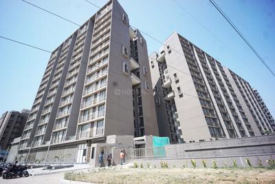 Image of 1260 Sq.ft 3 BHK Apartment / Flat for sale in Laxmi Eternia, Narolgam, Ahmedabad for Rs. 4200000