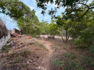 Image of 6000 Sq.ft Residential Plot / Land for sale in Injambakkam, Chennai for Rs. 100000000