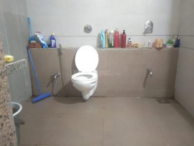 Bathroom Image of 9000 Sq.ft 4 BHK Independent House for rent in New Alkapuri Vadodara for Rs. 30000
