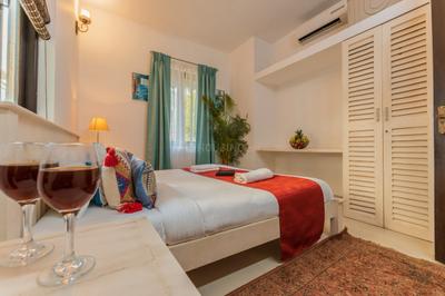Bedroom Image of 1087 Sq.ft 2 BHK Apartment / Flat for sale in Candolim Goa for Rs. 20000000