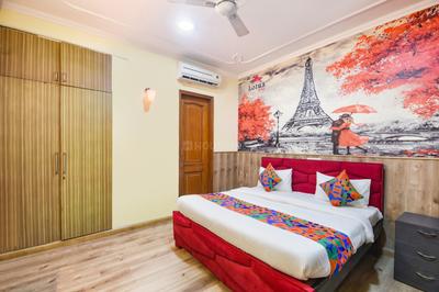 Bedroom Image of 2100 Sq.ft 3.5 BHK Builder Floor for rent in Alaknanda Society, Sector 56 Gurgaon for Rs. 75000