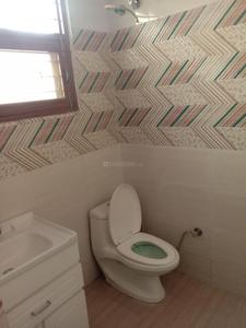 Bathroom Image of 1150 Sq.ft 2 BHK Builder Floor for rent in Shivalik Homes, Sector 127 Mohali for Rs. 12000