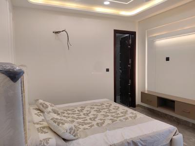 Bedroom Image of 3000 Sq.ft 3 BHK Builder Floor for rent in Paramount Luxury Floor Sushant Lok 3, Sector 57 Gurgaon for Rs. 70000