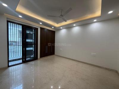 Bedroom Image of 2700 Sq.ft 4 BHK Builder Floor for rent in Swaraj Homes C Block RWA Kailash Colony, Greater Kailash I New Delhi for Rs. 235000