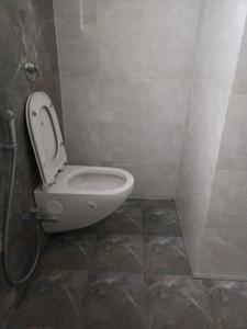 Common Bathroom Image of 1020 Sq.ft 2 BHK Apartment / Flat for rent in Ram Green Hive Plus Wing A2, Fursungi Pune for Rs. 18000