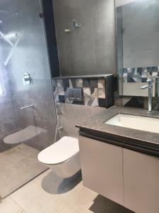 Image of 2600 Sq.ft 3 BHK Villa for rent in Uthandi, Chennai for Rs. 80000