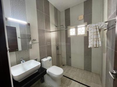 Bathroom Image of 4500 Sq.ft 5 BHK Villa for sale in Olive Builders Kalista Villas, Kakkanad Kochi for Rs. 45000000