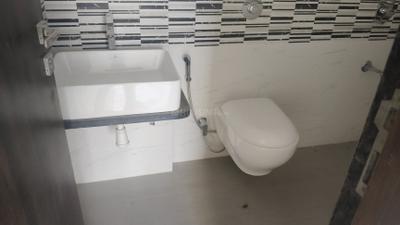 Image of 900 Sq.ft 2 BHK Apartment / Flat for rent in Kohinoor Sapphire III, Tathawade, Pune for Rs. 25000