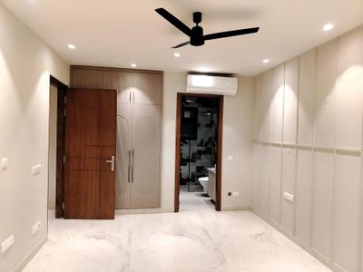 Bedroom Image of 1800 Sq.ft 3 BHK Builder Floor for sale in Greenwood City Floors, Sector 45 Gurgaon for Rs. 34500000
