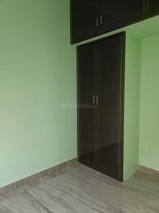 Bedroom Image of 700 Sq.ft 2 BHK Apartment / Flat for rent in Velachery Chennai for Rs. 21000