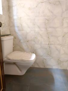 Common Bathroom Image of 1150 Sq.ft 3 BHK Apartment / Flat for sale in Purbalok Kolkata for Rs. 8800000