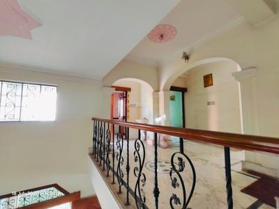 Balcony Image of 3500 Sq.ft 4 BHK Villa for sale in Patuli Kolkata for Rs. 18000000