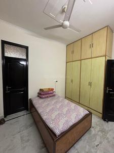 Bedroom Image of 950 Sq.ft 2 BHK Builder Floor for sale in Ramesh Nagar New Delhi for Rs. 11000000