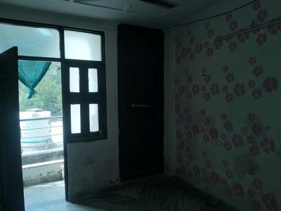 Bedroom Image of 450 Sq.ft 2 BHK Builder Floor for sale in New Ashok Nagar New Delhi for Rs. 3300000