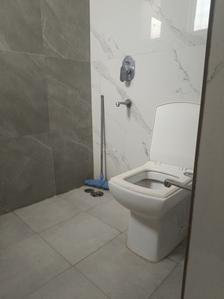 Image of 2200 Sq.ft 4 BHK Apartment / Flat for rent in Vasant Kunj, New Delhi for Rs. 110000