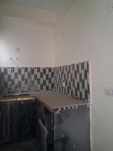 Kitchen Image of 600 Sq.ft 1 BHK Apartment / Flat for sale in Sector 74 Noida for Rs. 2750000