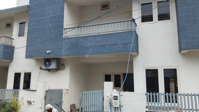 Building Image of 2400 Sq.ft 4 BHK Duplex for rent in Shri G G Dreams, Shastripuram Agra for Rs. 22500