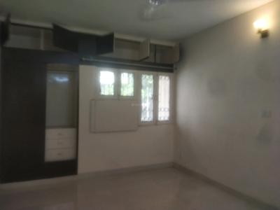 Bedroom Image of 1500 Sq.ft 3 BHK Apartment / Flat for rent in DDA Flats Vasant Kunj, Vasant Kunj New Delhi for Rs. 75000
