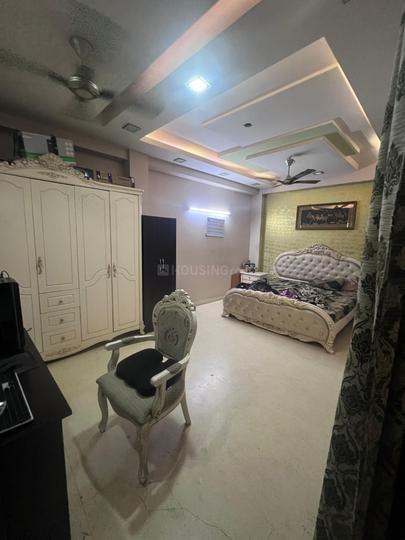 Khirki Extension Main Image 1